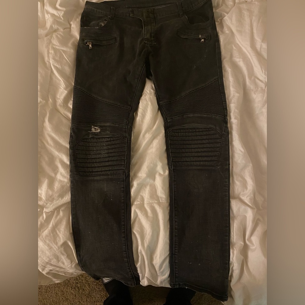 Men’s Balmain jeans size 38 mins condition